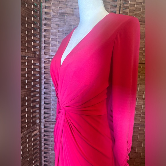 Tadashi Collection Dress Small V Neck Business Cocktail Vacation Formal - Picture 7 of 12